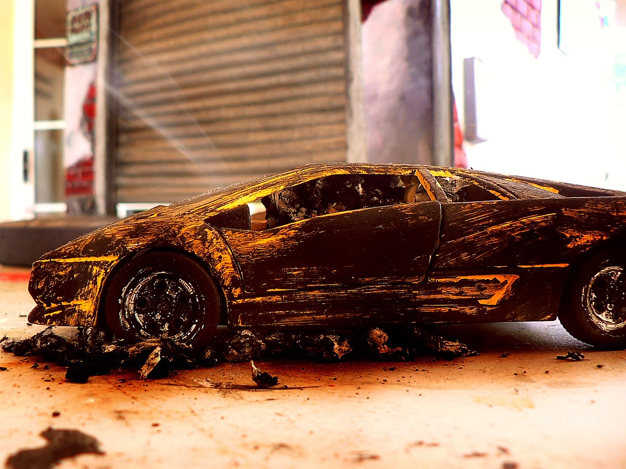 Dinas Damkar Way Kanan Distribusi Bantuan di Gudang